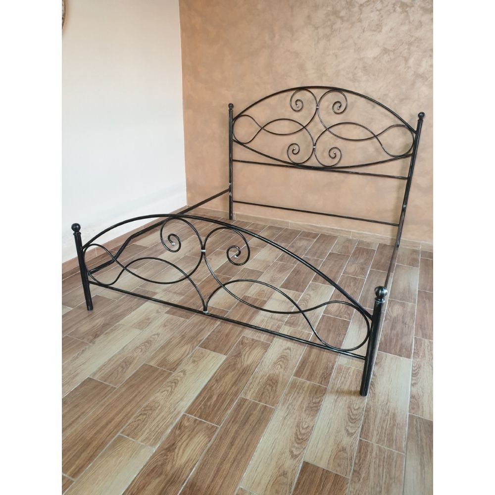 Letto matrimoniale ferro battuto nero oro Ginestra